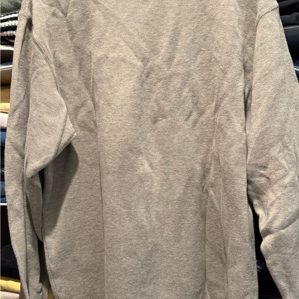 Men’s Banana Republic Heather Gray Knit Top